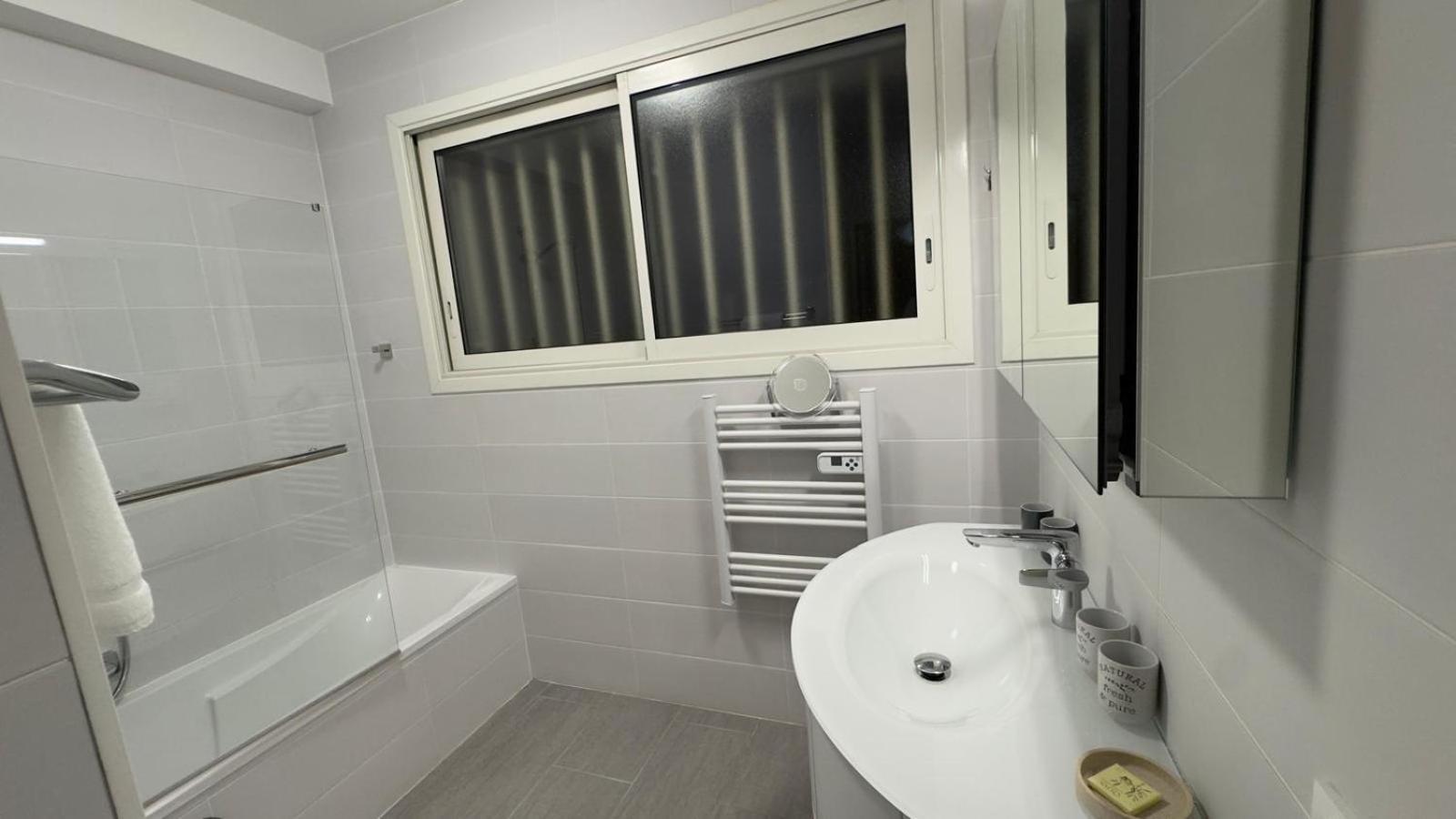 90M2 Apartement - Les Palmiers De คานส์ ภายนอก รูปภาพ